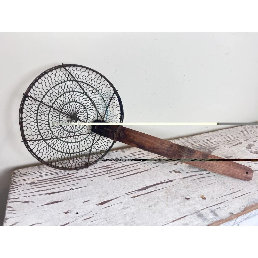 Large Vintage Rustic Bamboo Handle Brass Wire Mesh Strainer Skimmer 19” JAPAN